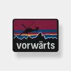 Spartanat-Patch mit Text Vorwärts in bunten Farben